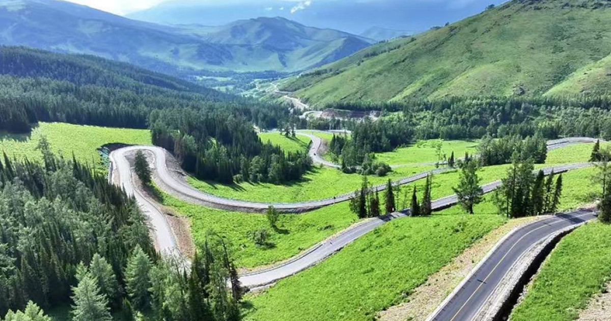 喀納斯景區包車・阿禾公路商務包車・阿禾公路野餐